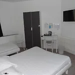 Chante Grelet Hotel 3*
