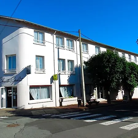 Chante Grelet Hotel