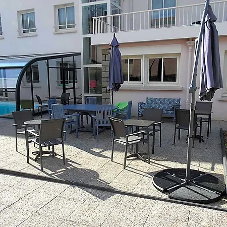 Chante Grelet Hotel 3*